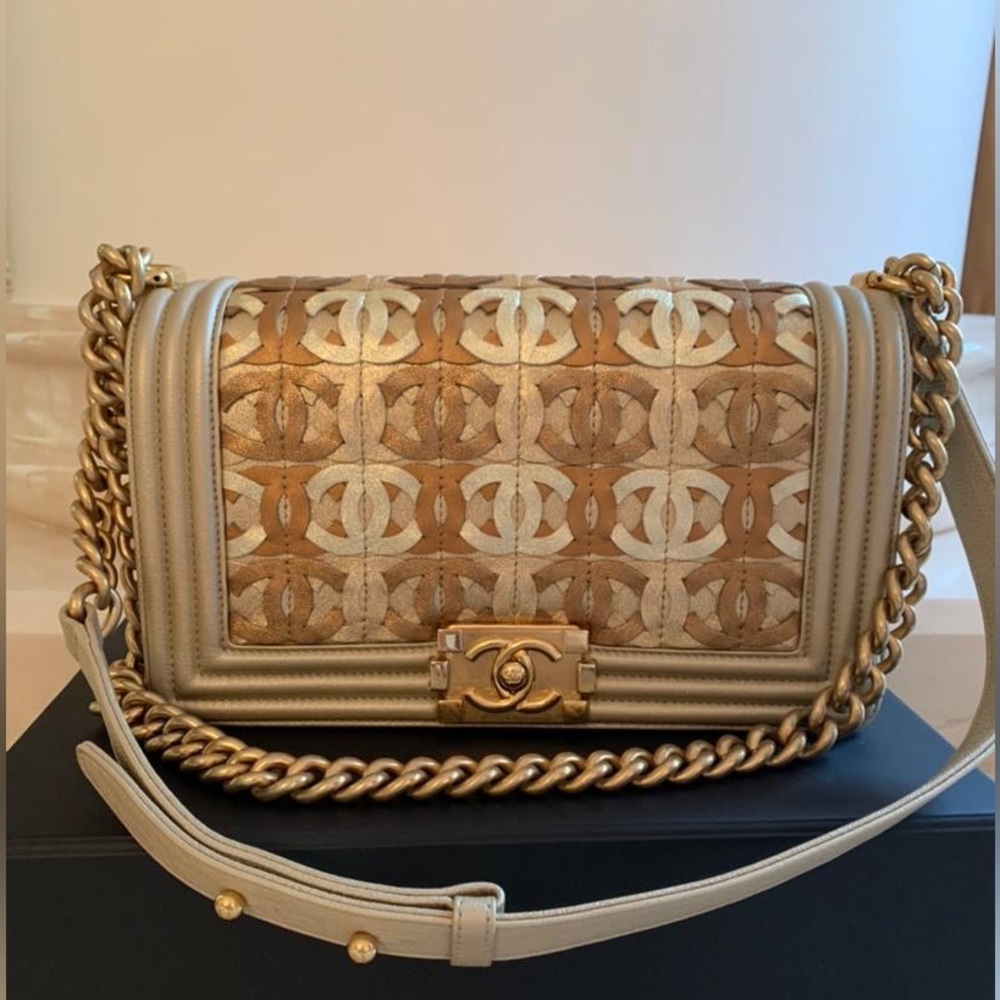 Chanel limited edition Gold and champagne Quilted Shoulder Bag size medium